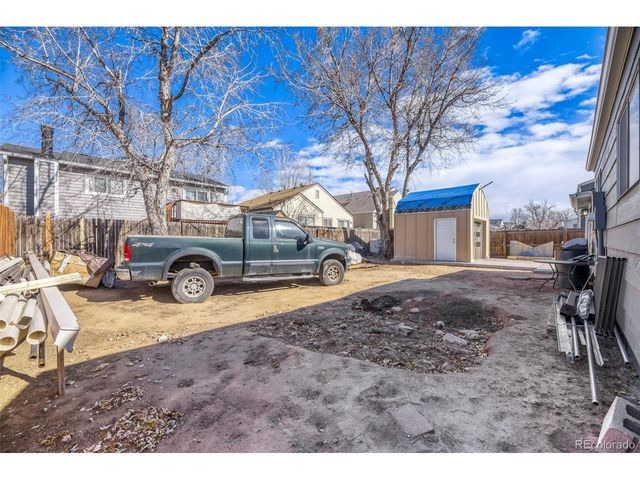 19093 E 22nd Dr, Aurora, CO 80011