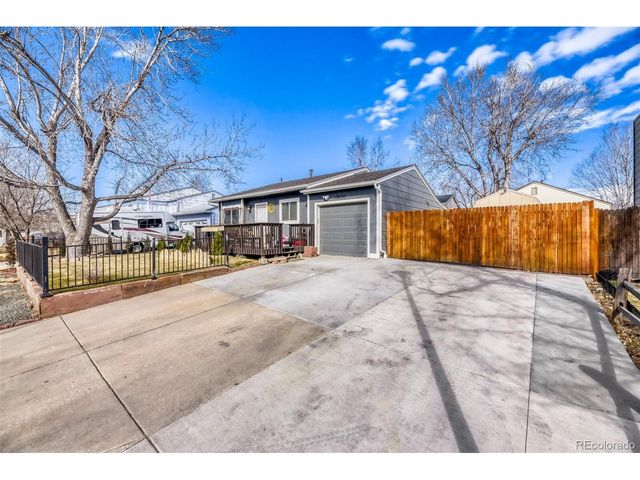 19093 E 22nd Dr, Aurora, CO 80011