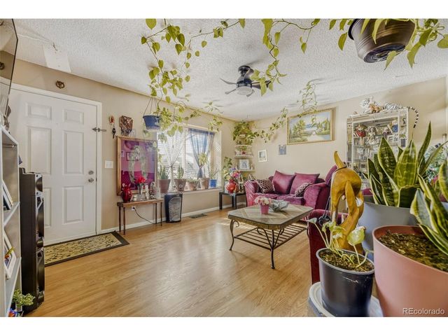 19093 E 22nd Dr, Aurora, CO 80011