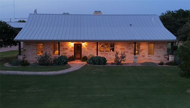 59 Fm 572 E, Goldthwaite, TX 76844