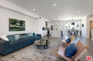 5422 Camellia Avenue, North Hollywood, CA 91601