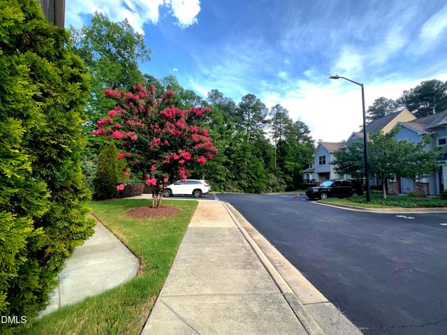 221 Diamond Head Drive, Durham, NC 27705