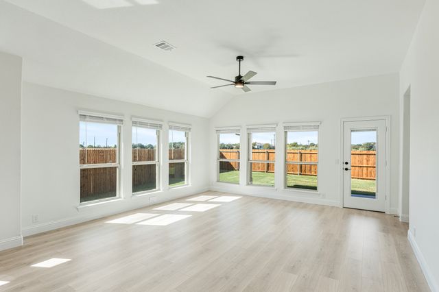 316 Keystone Drive, Commerce, TX 75428