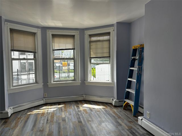 79 Ravine Avenue, Yonkers, NY 10701