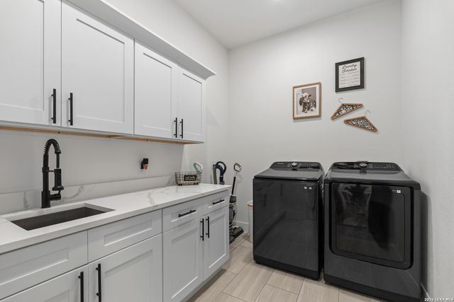 1090 Pegasus, Spring Branch, TX 78070