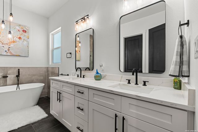 1090 Pegasus, Spring Branch, TX 78070