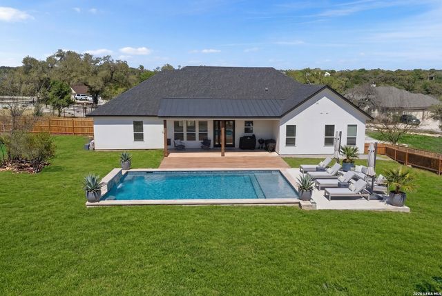 1090 Pegasus, Spring Branch, TX 78070