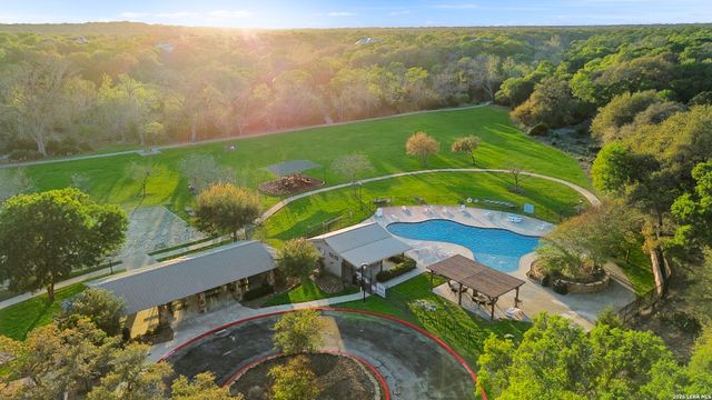 1090 Pegasus, Spring Branch, TX 78070