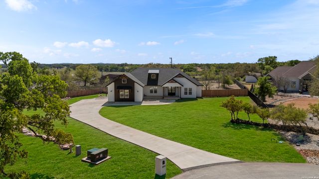 1090 Pegasus, Spring Branch, TX 78070