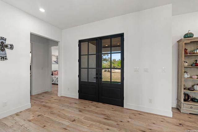 1090 Pegasus, Spring Branch, TX 78070