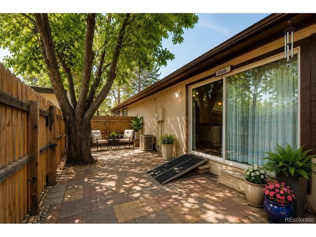 3808 S Evanston St, Aurora, CO 80014