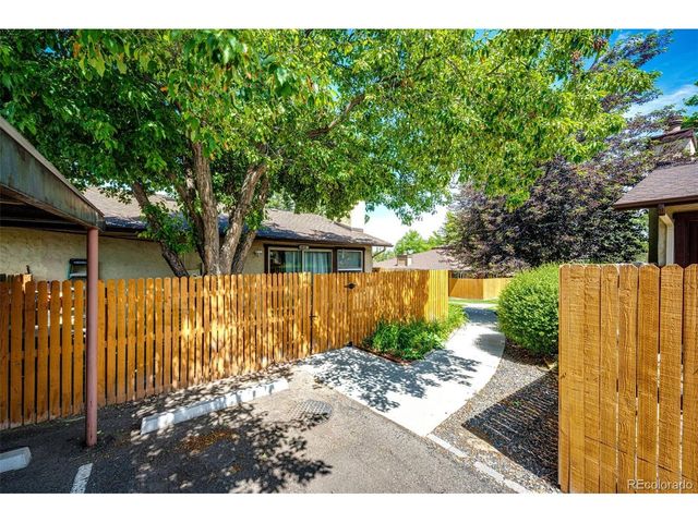 3808 S Evanston St, Aurora, CO 80014