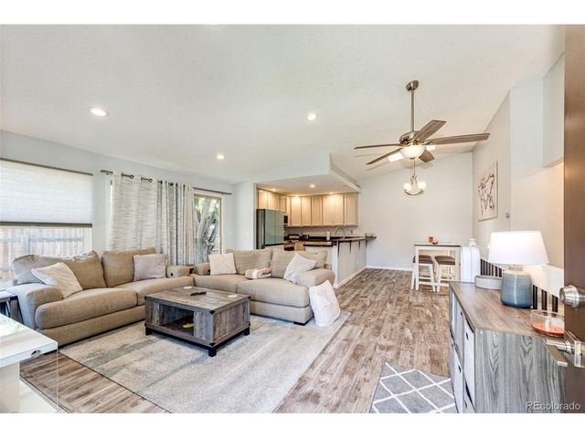 3808 S Evanston St, Aurora, CO 80014