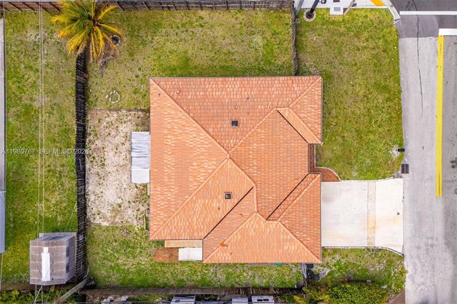 1700 SW 97th Ave, Miramar, FL 33025