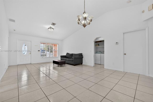 1700 SW 97th Ave, Miramar, FL 33025