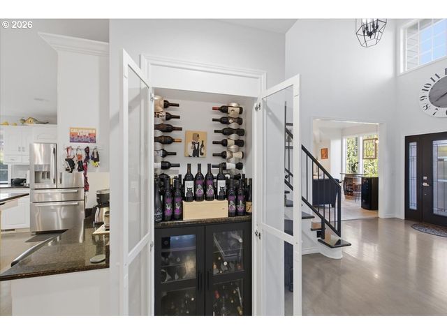 1235 Nw COUNTRYSIDE Ct, Mc Minnville, OR 97128