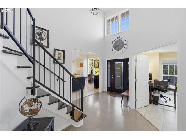 1235 Nw COUNTRYSIDE Ct, Mc Minnville, OR 97128