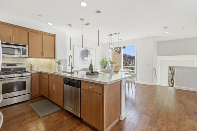 948 Fontana Terrace, Sunnyvale, CA 94085