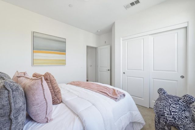 948 Fontana Terrace, Sunnyvale, CA 94085