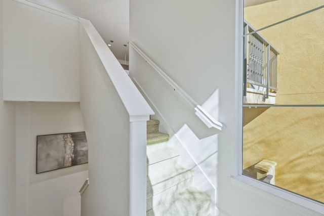 948 Fontana Terrace, Sunnyvale, CA 94085