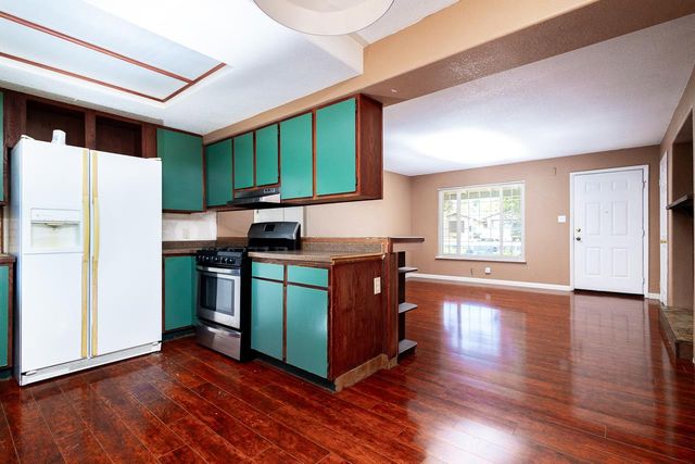 7610 Community Dr, Citrus Heights, CA 95610