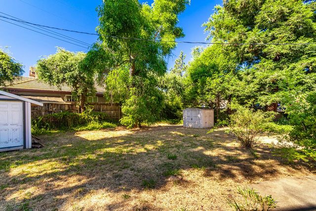 7610 Community Dr, Citrus Heights, CA 95610