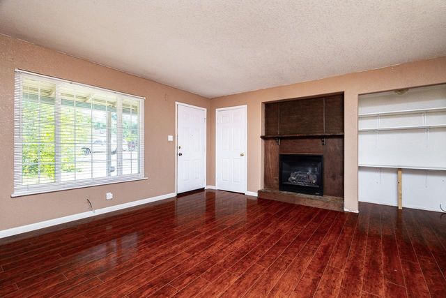 7610 Community Dr, Citrus Heights, CA 95610