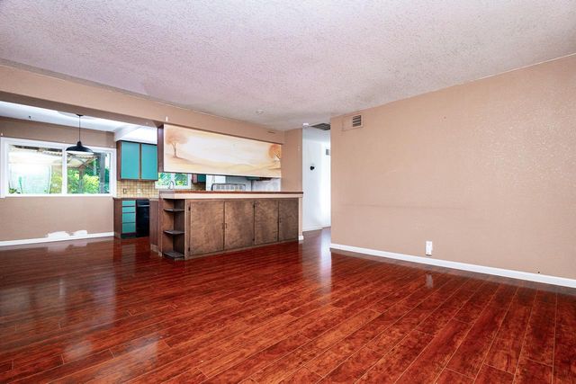 7610 Community Dr, Citrus Heights, CA 95610