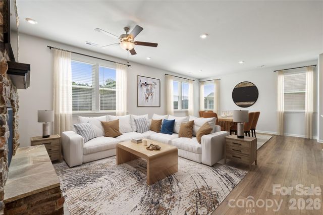 415 Alameda Way, Matthews, NC 28104