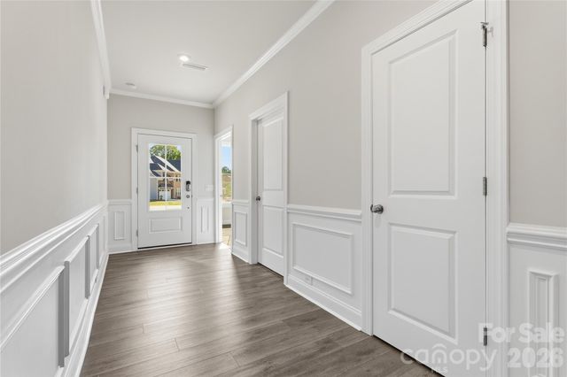 415 Alameda Way, Matthews, NC 28104