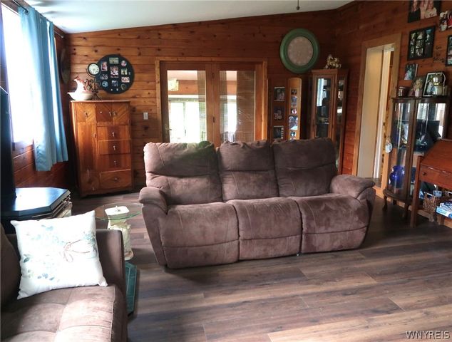 416 Detroit Street, Brant, NY 14027