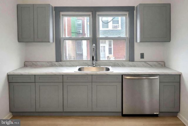 5814 N 15TH ST, Philadelphia, PA 19141