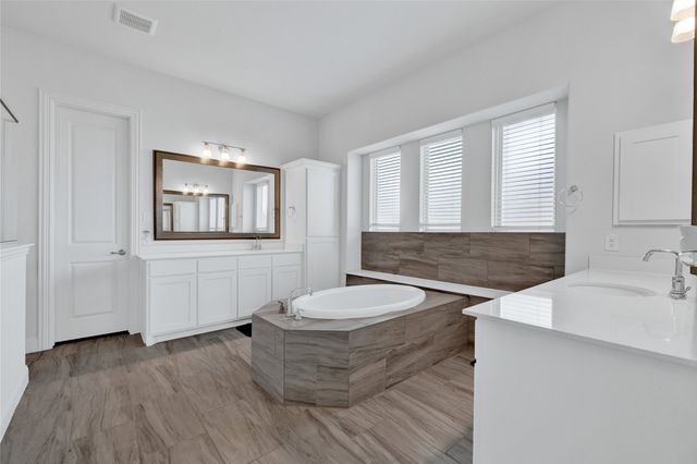 2307 Sam Street, Mansfield, TX 76063