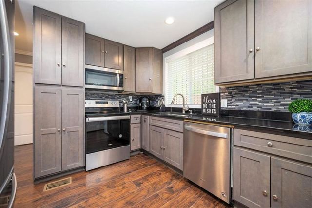 3479 Thompson Drive NW, Atlanta, GA 30331