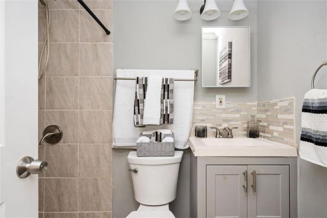 3479 Thompson Drive NW, Atlanta, GA 30331