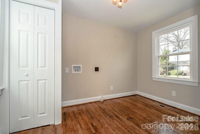 2117 Scott Avenue, Charlotte, NC 28203