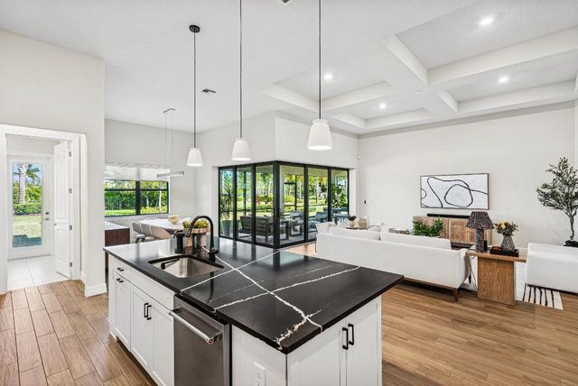 9198 Balsamo Drive, Palm Beach Gardens, FL 33412