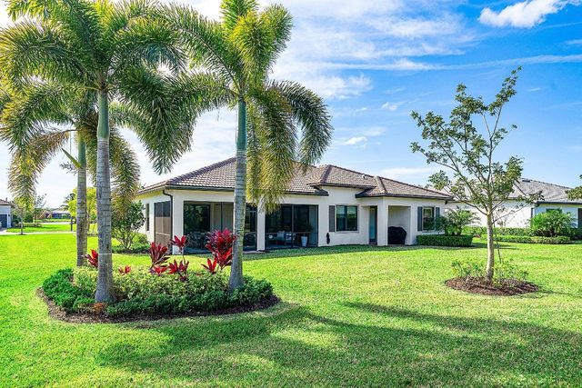 9198 Balsamo Drive, Palm Beach Gardens, FL 33412