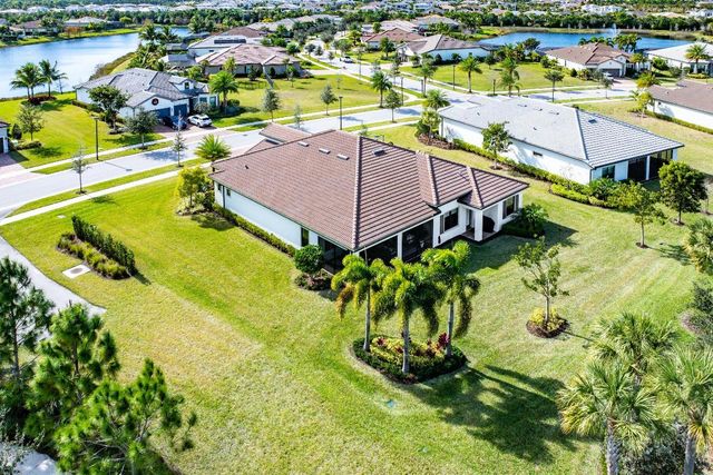 9198 Balsamo Drive, Palm Beach Gardens, FL 33412
