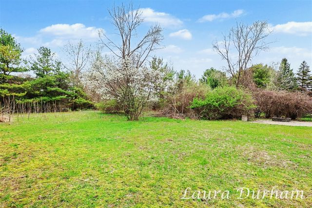 289 Crest, Douglas, MI 49406
