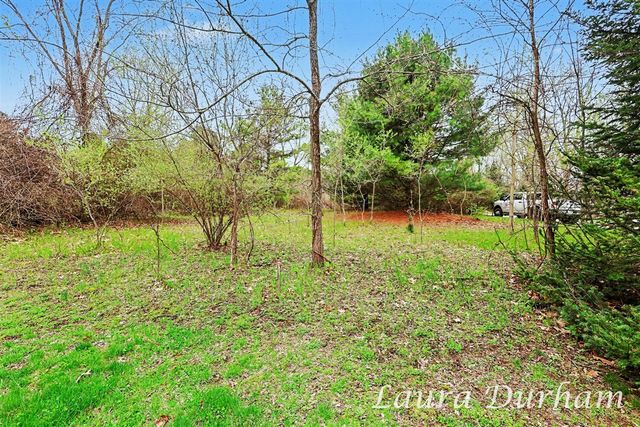 289 Crest, Douglas, MI 49406