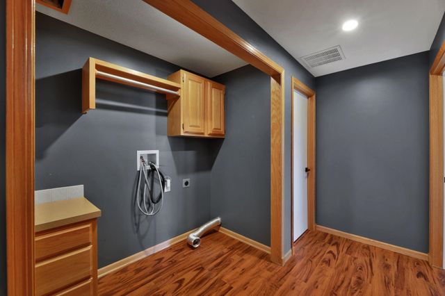 461 E Cheyenne Ct, Kechi, KS 67067