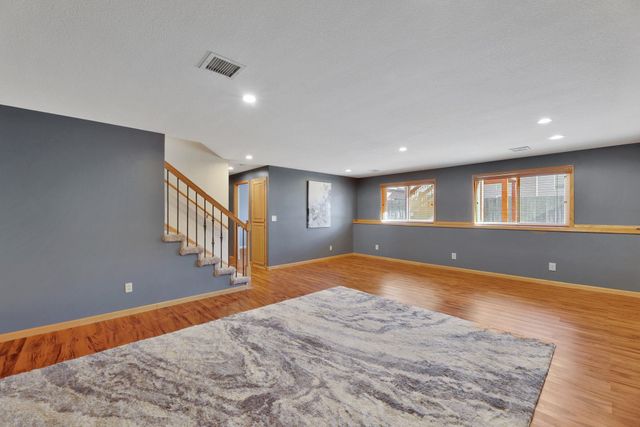 461 E Cheyenne Ct, Kechi, KS 67067