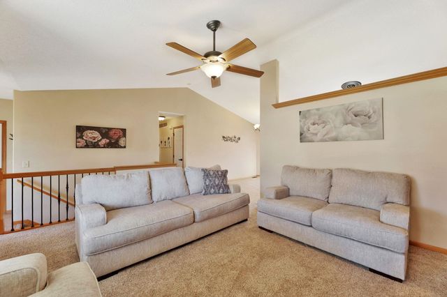 461 E Cheyenne Ct, Kechi, KS 67067