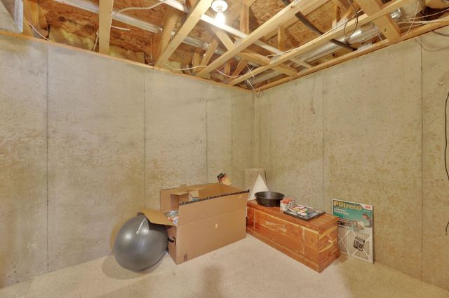 461 E Cheyenne Ct, Kechi, KS 67067