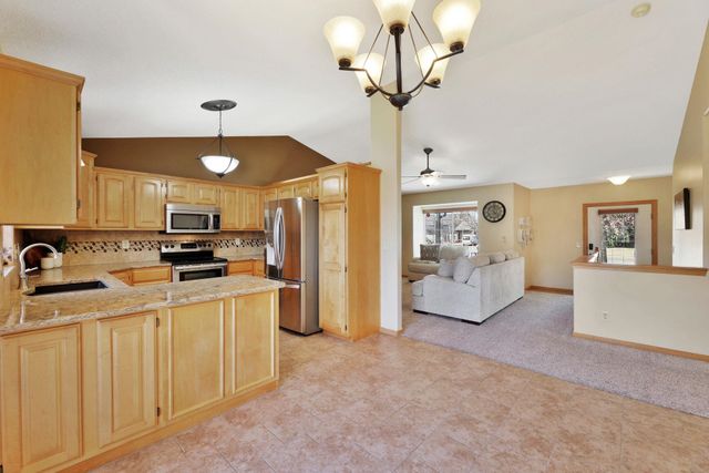 461 E Cheyenne Ct, Kechi, KS 67067