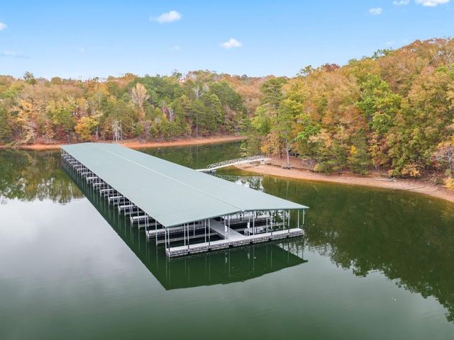 4122 Peregrine Way, Gainesville, GA 30506