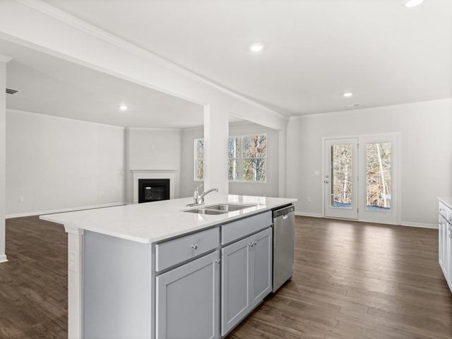 4122 Peregrine Way, Gainesville, GA 30506