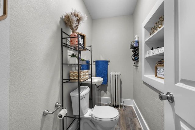 621 Main St S, Minot, ND 58701