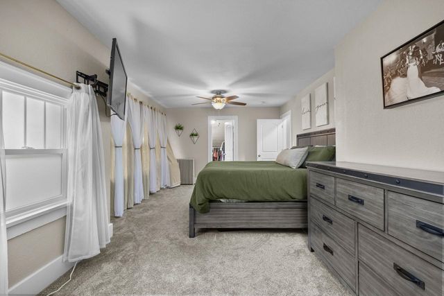621 Main St S, Minot, ND 58701